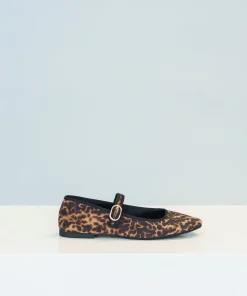 Bailarina leopardo de terciopelo