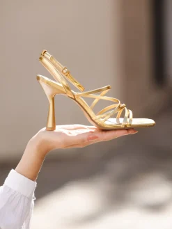 Sandalias tiras tacon Flore gold