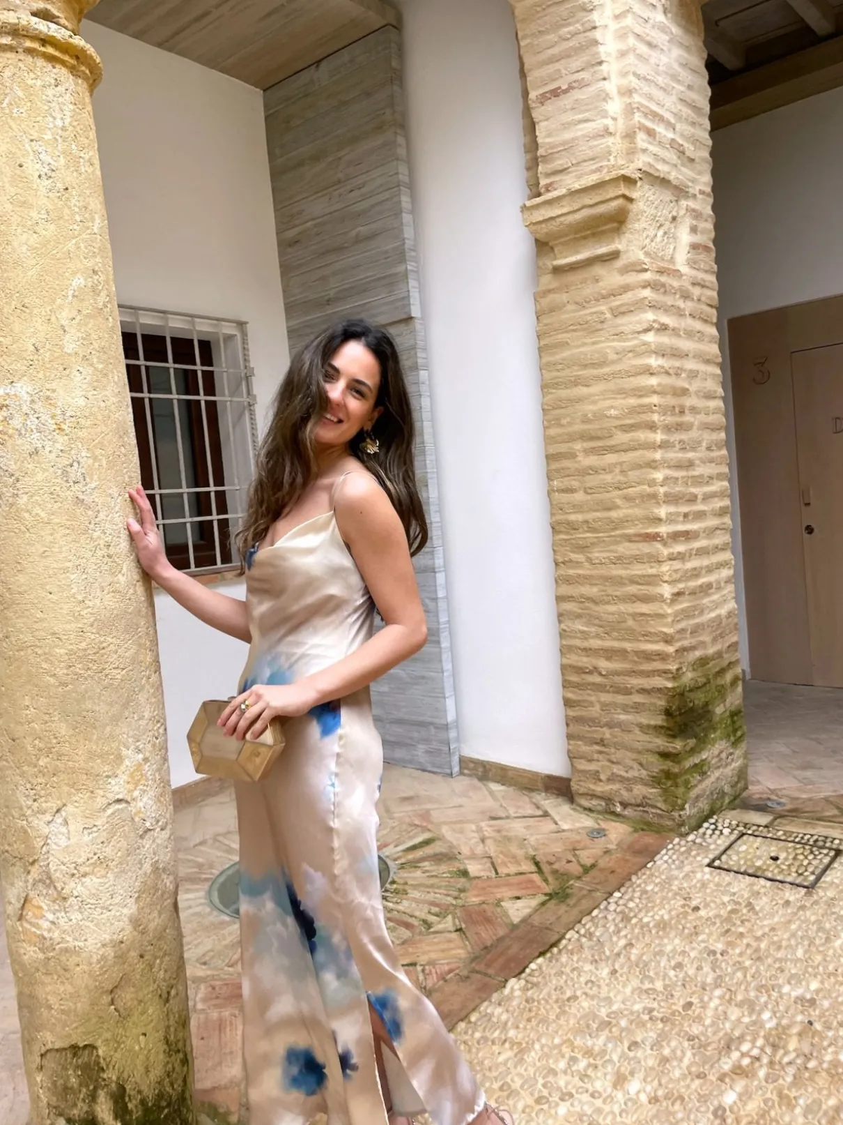 Vestido tirantes flores